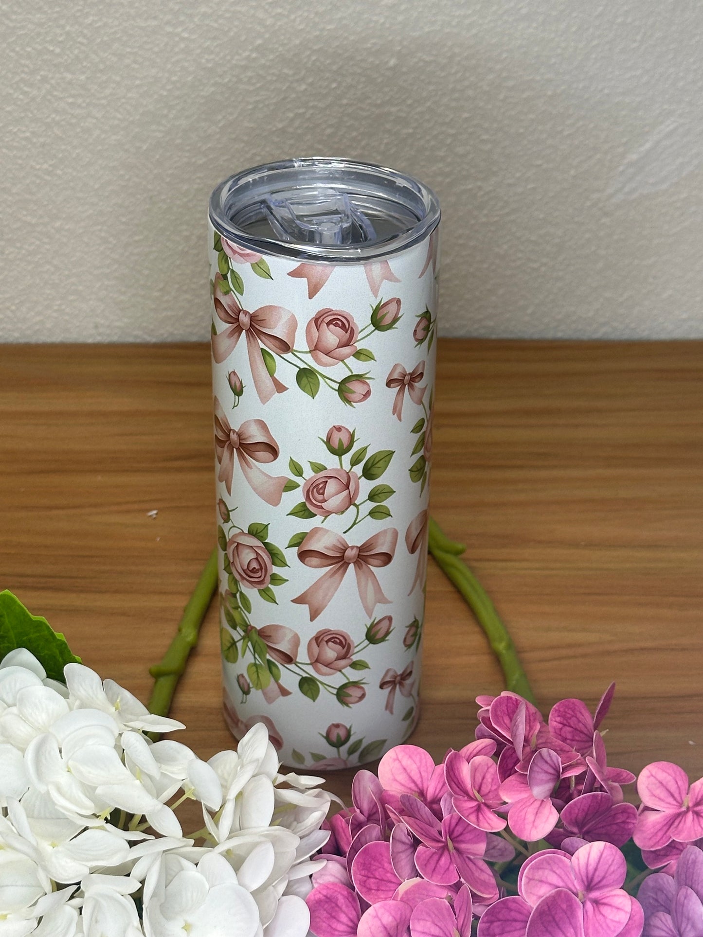 Tumbler 20oz Noeud Rose
